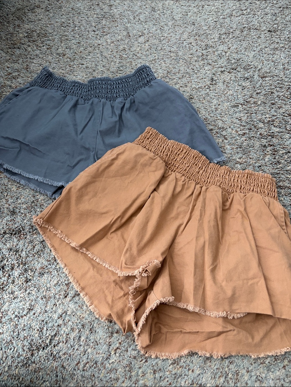 Casual Smocked-Waist Women's Shorts — Brown and Gray